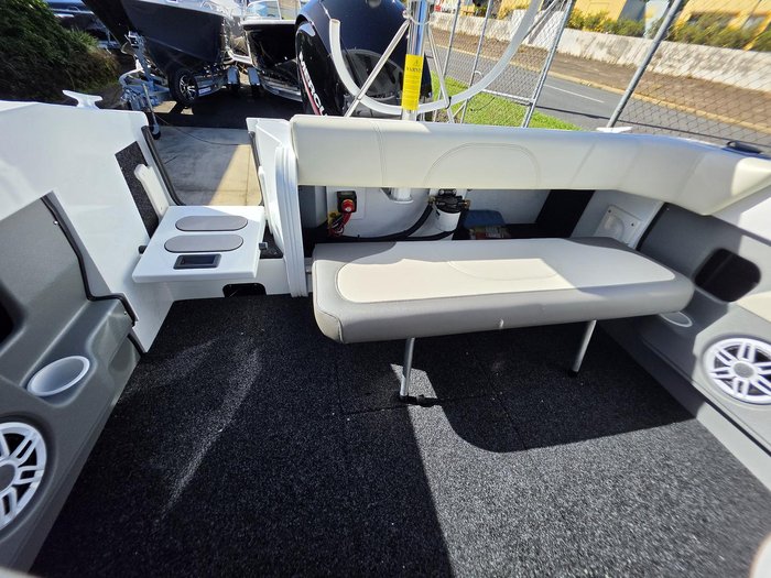 2026 QUINTREX 550 Freestyler Pro