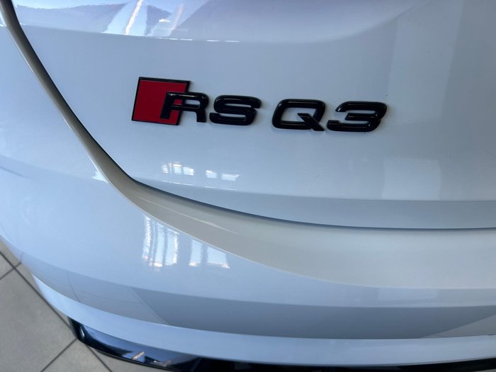 2022 Audi RS Q3
