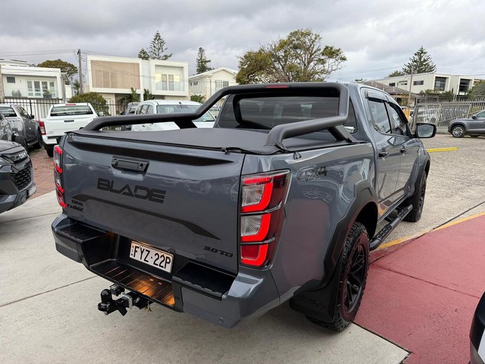 2024 Isuzu D-MAX BLADE