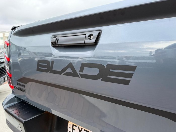 2024 Isuzu D-MAX BLADE