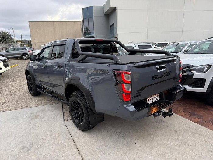 2024 Isuzu D-MAX BLADE