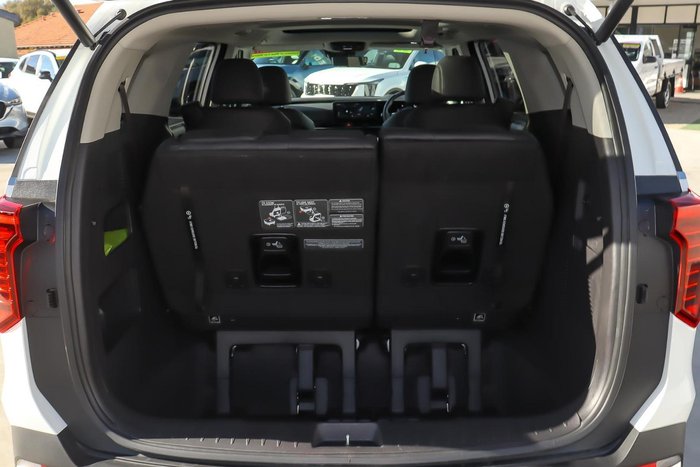2025 Kia Carnival GT-Line HEV