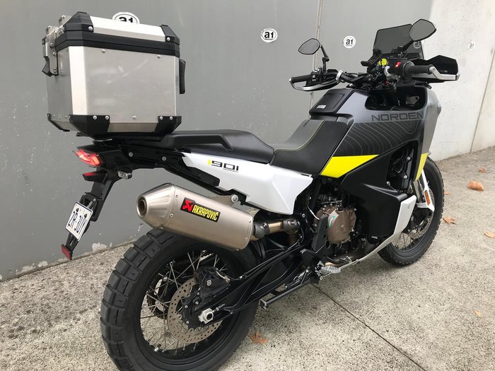2022 Husqvarna Norden 901
