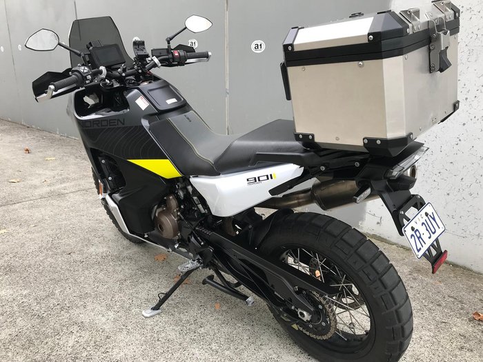 2022 Husqvarna Norden 901