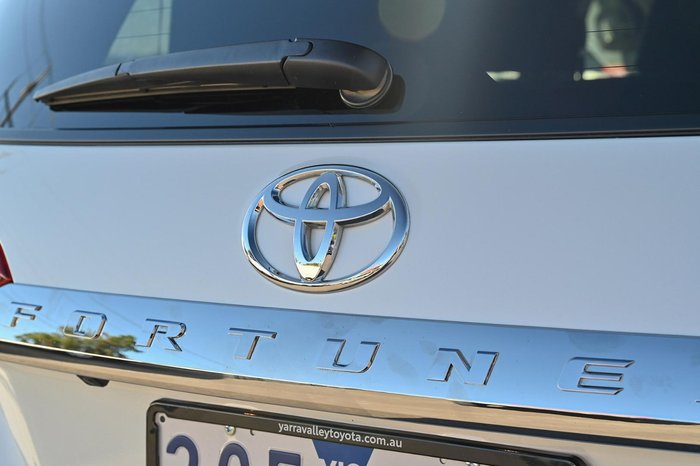 2025 Toyota Fortuner GXL GUN156R 4X4 Dual Range Glacier White