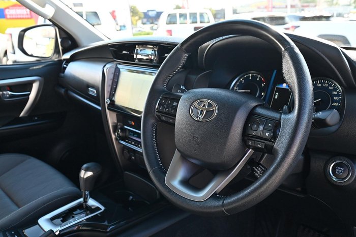 2025 Toyota Fortuner GXL GUN156R 4X4 Dual Range Glacier White