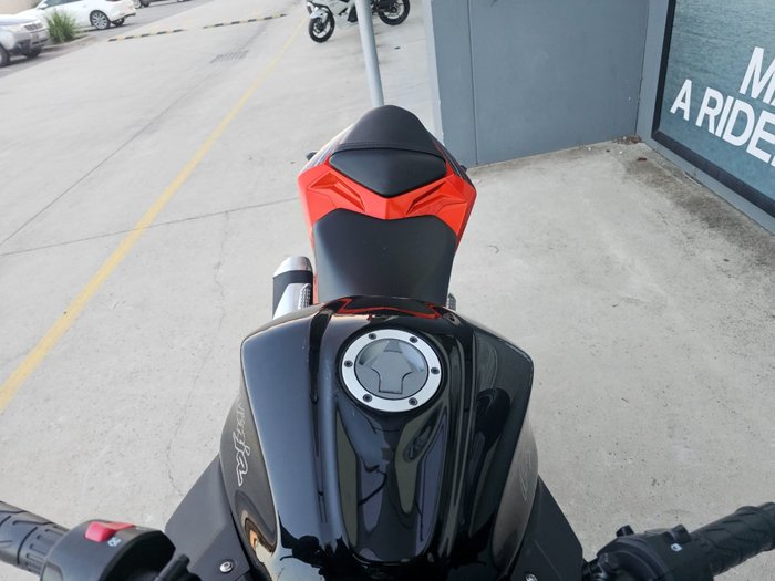 Kawasaki 2013 Kawasaki EX300 Orange
