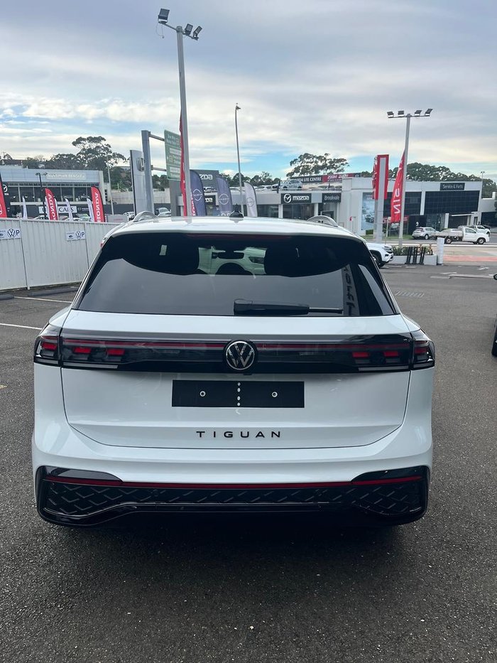 2026 Volkswagen Tiguan 200TSI eHybrid R-Line