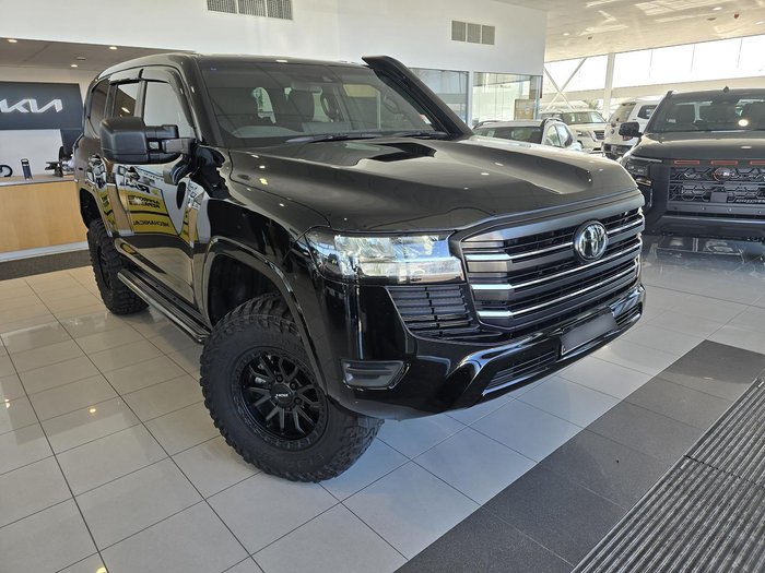 2024 Toyota Landcruiser GX FJA300R 4X4 Dual Range