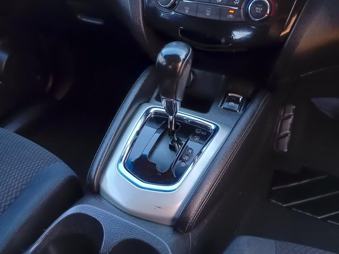 2015 Nissan QASHQAI ST