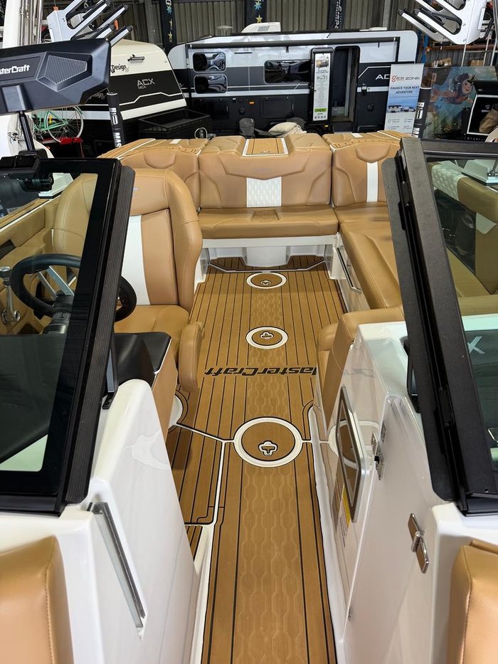 2026 MasterCraft XT22 T