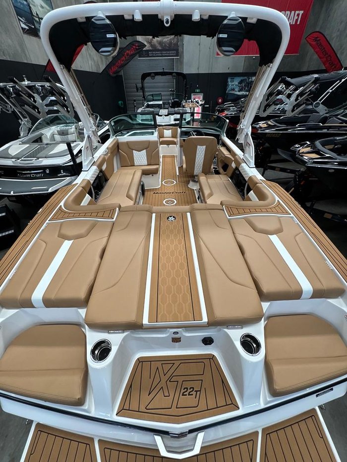 2026 MasterCraft XT22 T