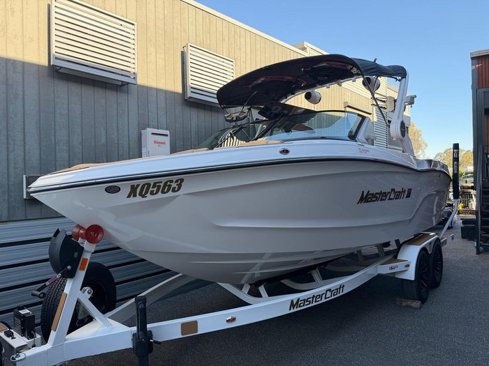 2026 MasterCraft XT22 T