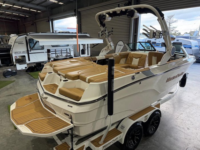 2026 MasterCraft XT22 T
