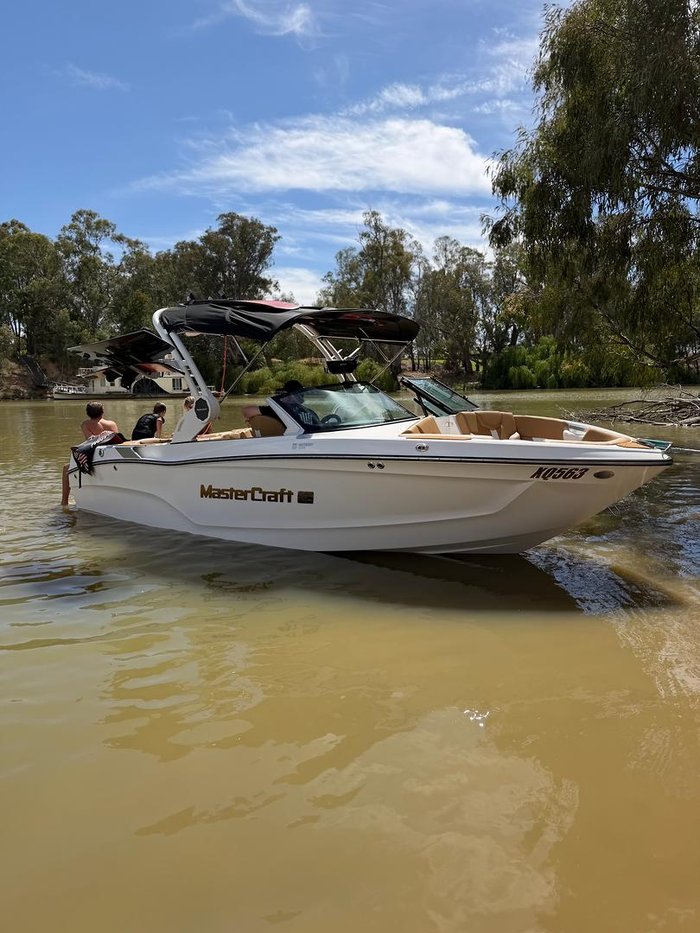 2026 MasterCraft XT22 T