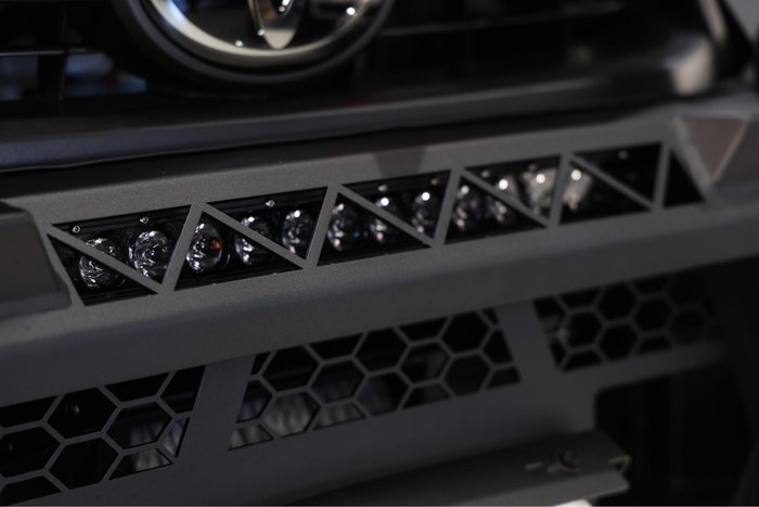 2022 Toyota Hilux SR