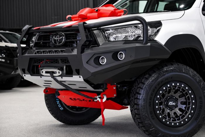 2022 Toyota Hilux SR