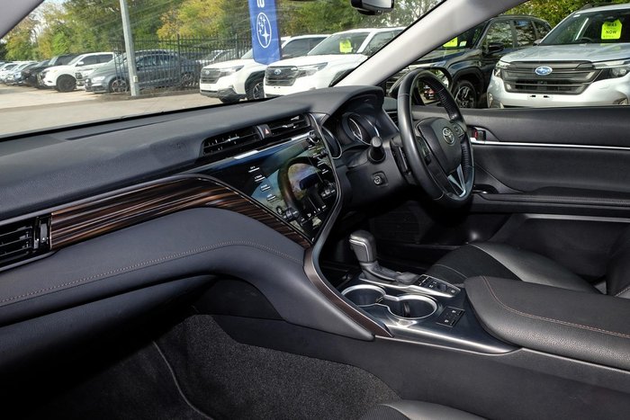2020 Toyota Camry SL