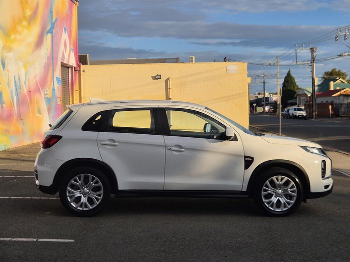 2022 Mitsubishi ASX ES