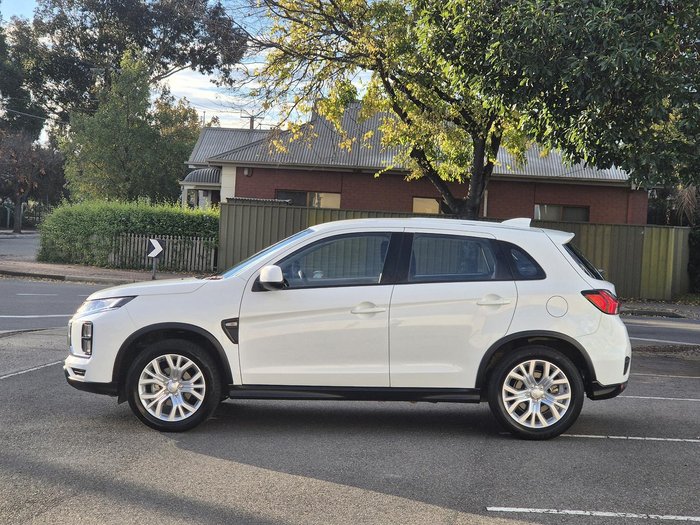 2022 Mitsubishi ASX ES