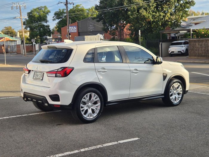 2022 Mitsubishi ASX ES