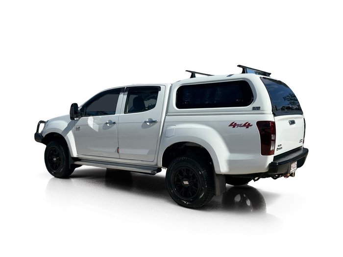 2017 Isuzu D-MAX LS-M