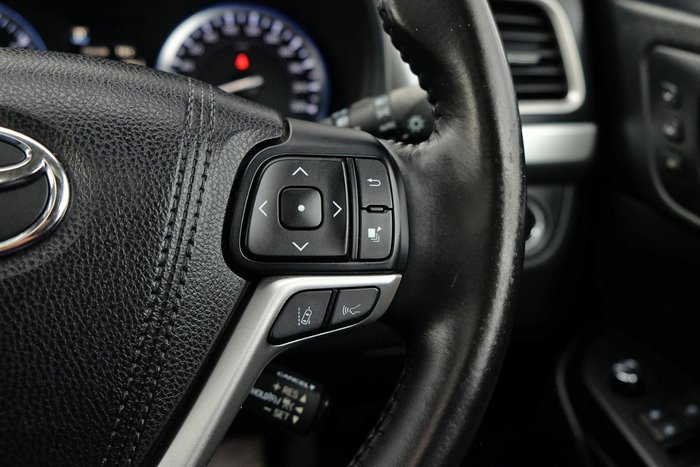 2017 Toyota Kluger Grande