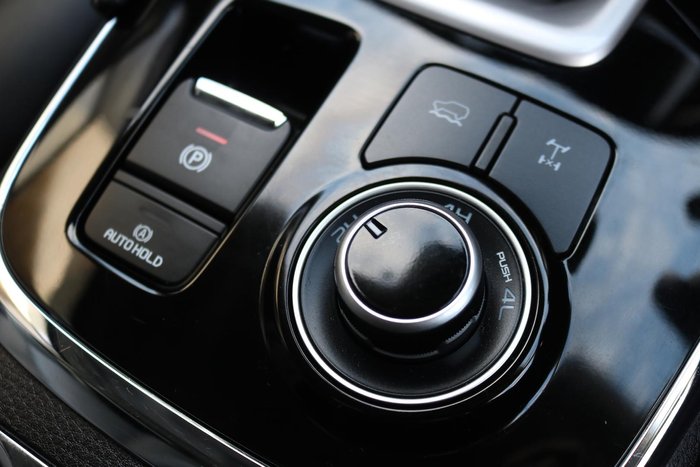 2023 Isuzu MU-X LS-T