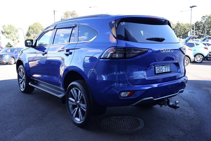 2023 Isuzu MU-X LS-T
