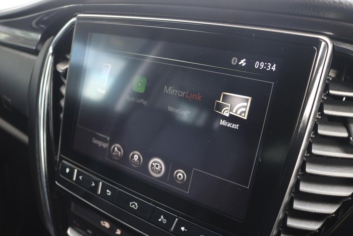 2023 Isuzu MU-X LS-T