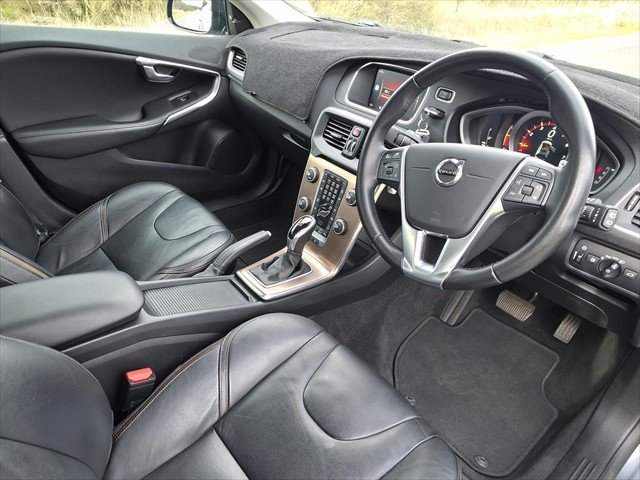 2017 Volvo V40 Cross Country T5 Inscription