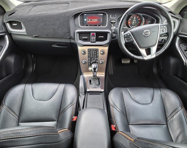 2017 Volvo V40 Cross Country T5 Inscription