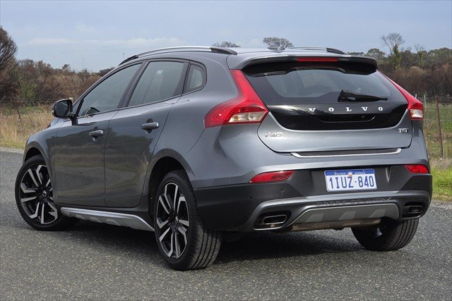 2017 Volvo V40 Cross Country T5 Inscription