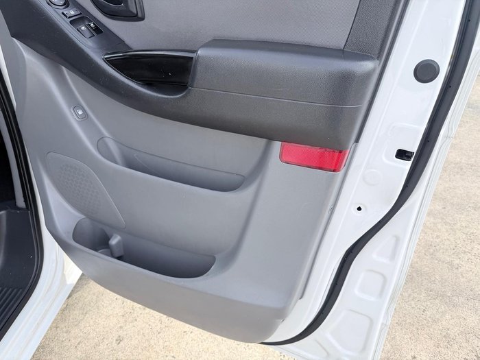 2019 Hyundai iLoad TQ4 MY19 Creamy White