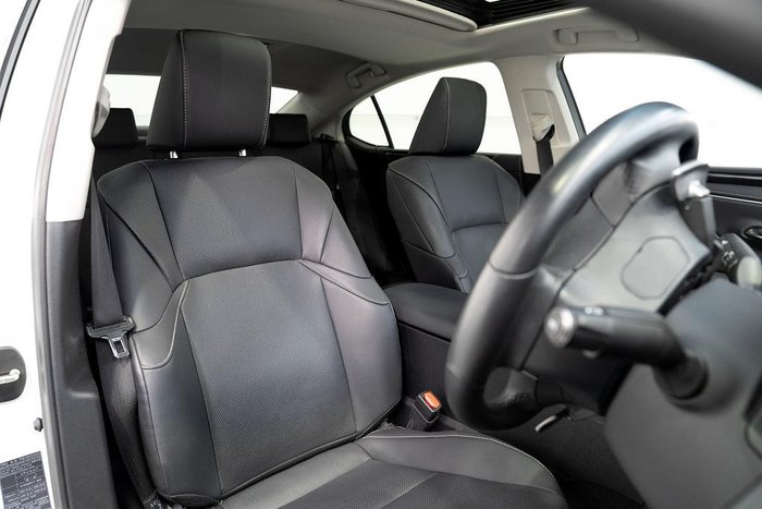 2023 Lexus ES 300h Luxury