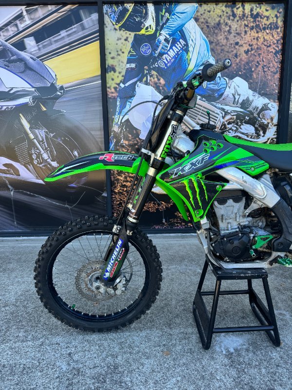 2010 Kawasaki KX450F Green