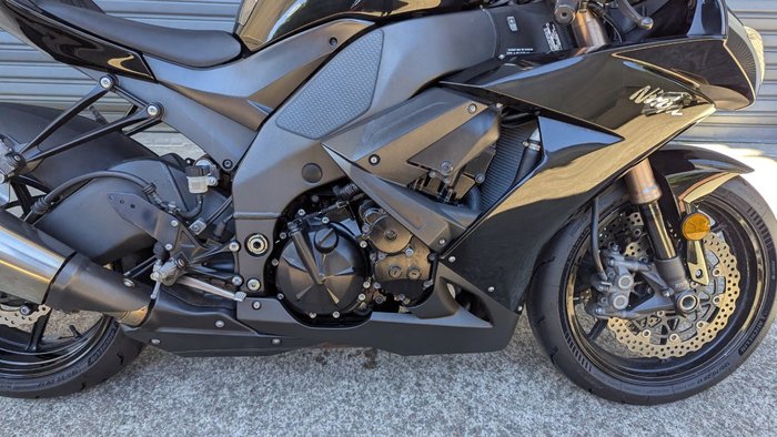 2008 Kawasaki ZX-10R (ZX1000 NINJA) Black