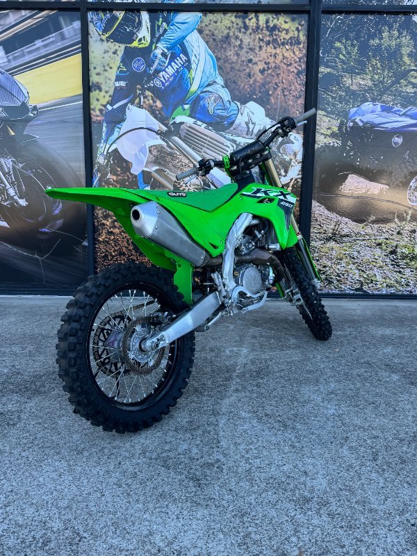 2024 Kawasaki KX450 Green