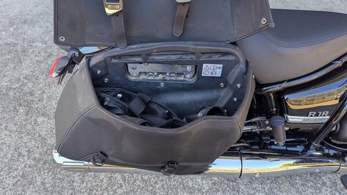 2023 BMW Motorrad R 18 CLASSIC Black