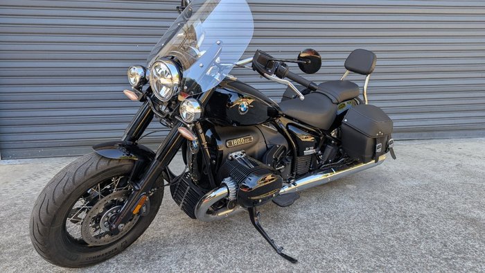 2023 BMW Motorrad R 18 CLASSIC Black