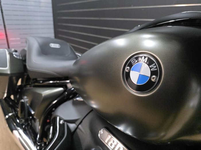 2024 BMW Motorrad R 18 B Bronze