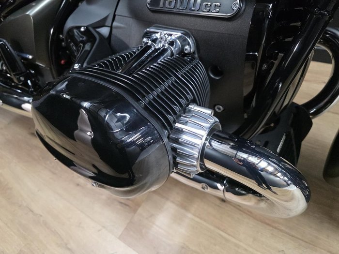 2024 BMW Motorrad R 18 B Bronze