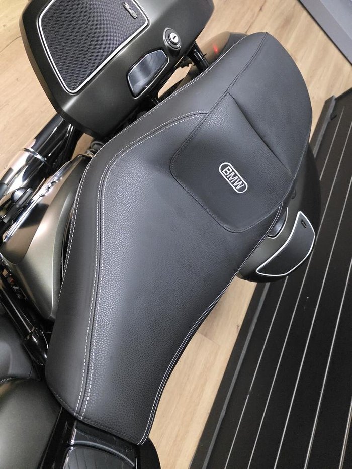 2024 BMW Motorrad R 18 B Bronze