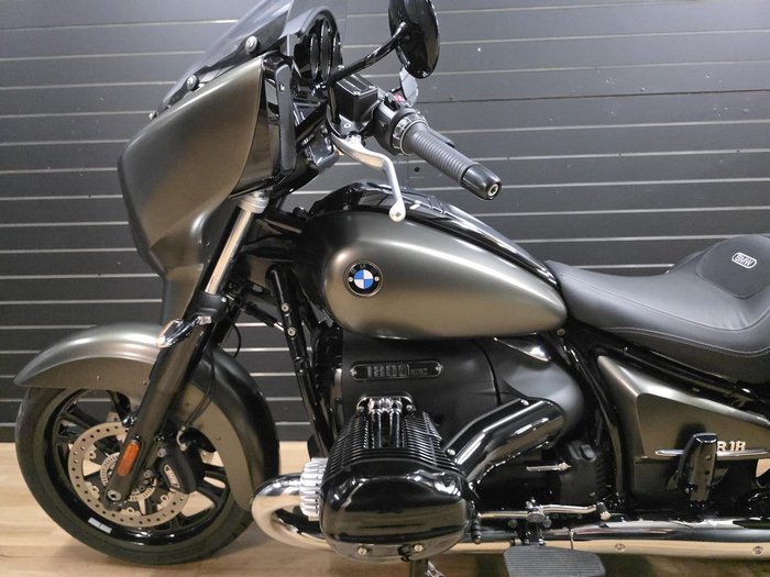 2024 BMW Motorrad R 18 B Bronze