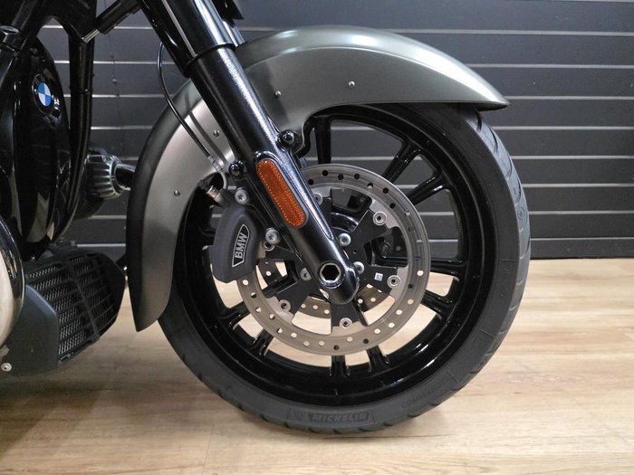 2024 BMW Motorrad R 18 B Bronze