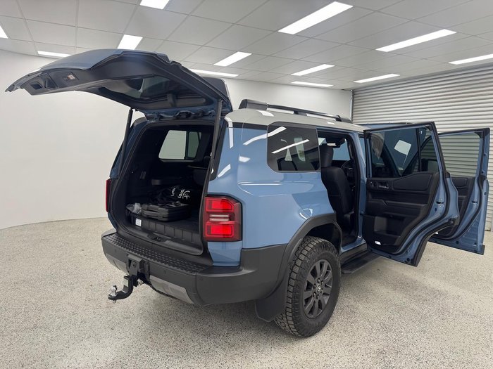 2025 Toyota Landcruiser Prado Altitude GDJ251R 4X4 Dual Range Ningaloo Blue/Grey Roof