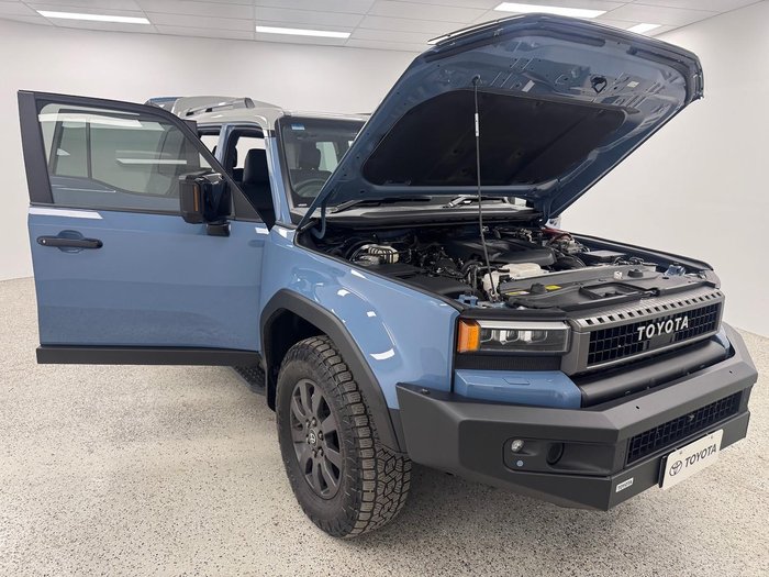 2025 Toyota Landcruiser Prado Altitude GDJ251R 4X4 Dual Range Ningaloo Blue/Grey Roof