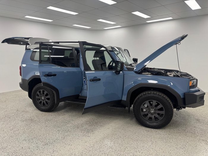 2025 Toyota Landcruiser Prado Altitude GDJ251R 4X4 Dual Range Ningaloo Blue/Grey Roof