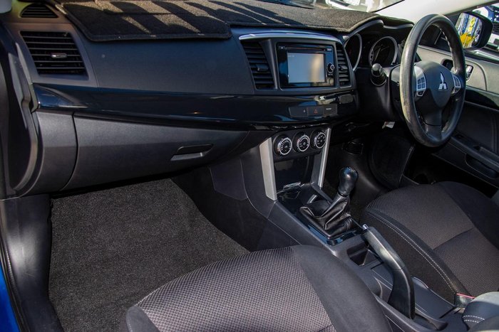 2017 Mitsubishi Lancer ES Sport