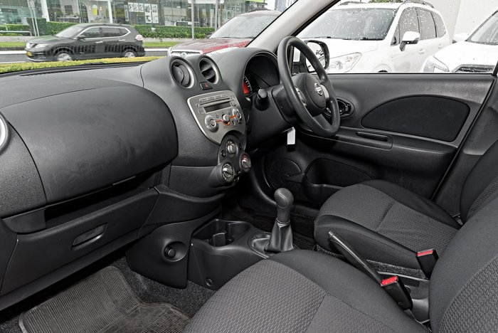 2013 Nissan Micra ST